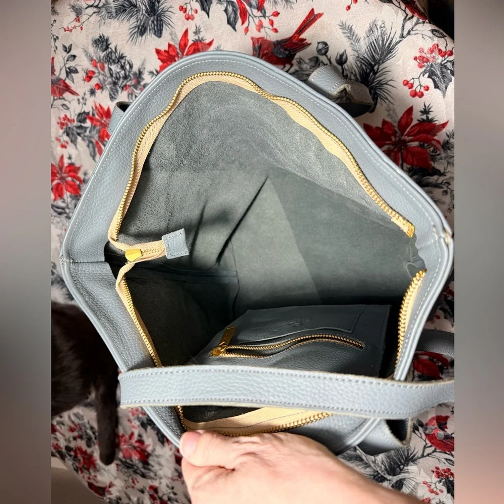 Sseko Custom-Made Zippered Bucket Bag/Tote Blue NWOT - Picture 7 of 11